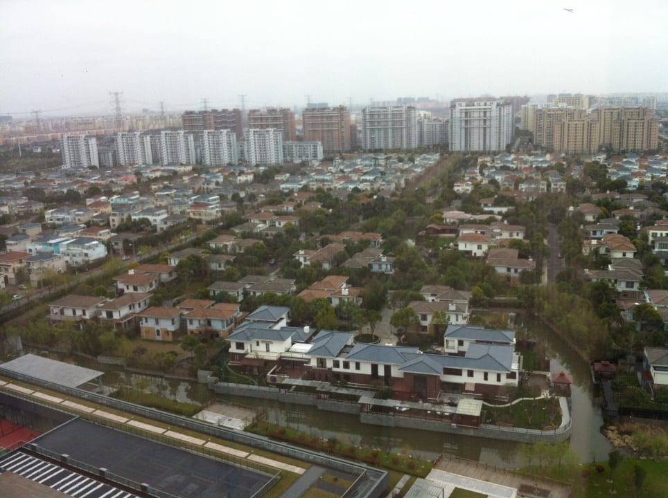Blick aus dem Fenster (18. Etage) Holiday Inn Shanghai Pudong Kangqiao