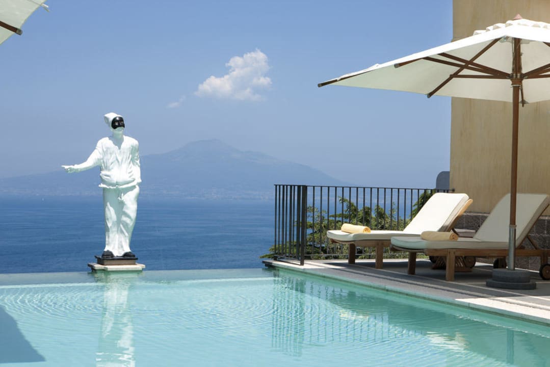 Swimming pool with sea view Grand Hotel Angiolieri