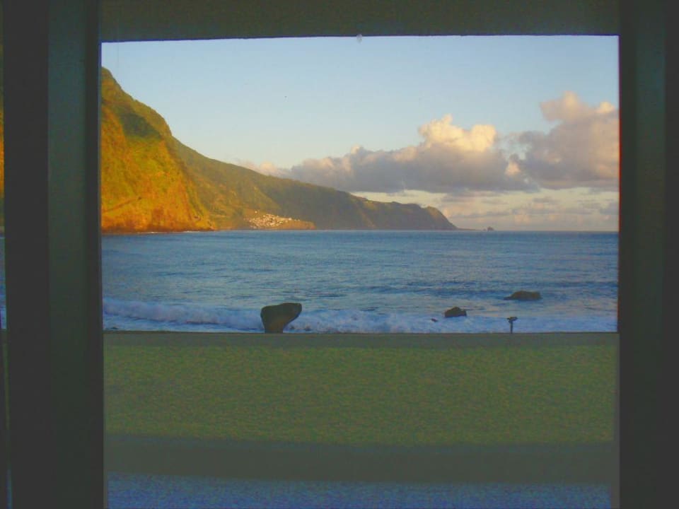EstalagemDoMar Blick aus unserem Zimmerfenster Hotel Estalagem do Mar