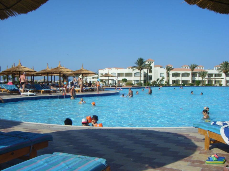 Non active pool Pickalbatros Dana Beach Resort - Hurghada