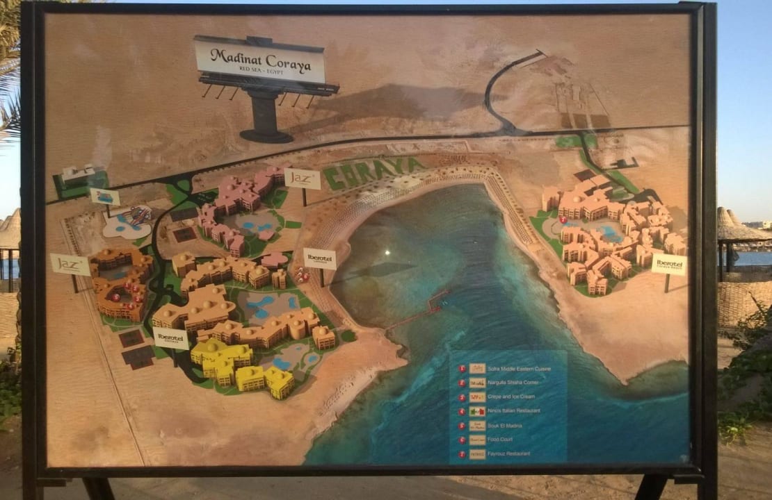 Übersicht über die Bucht & die umliegenden Hotels Steigenberger Coraya Beach - Adults only