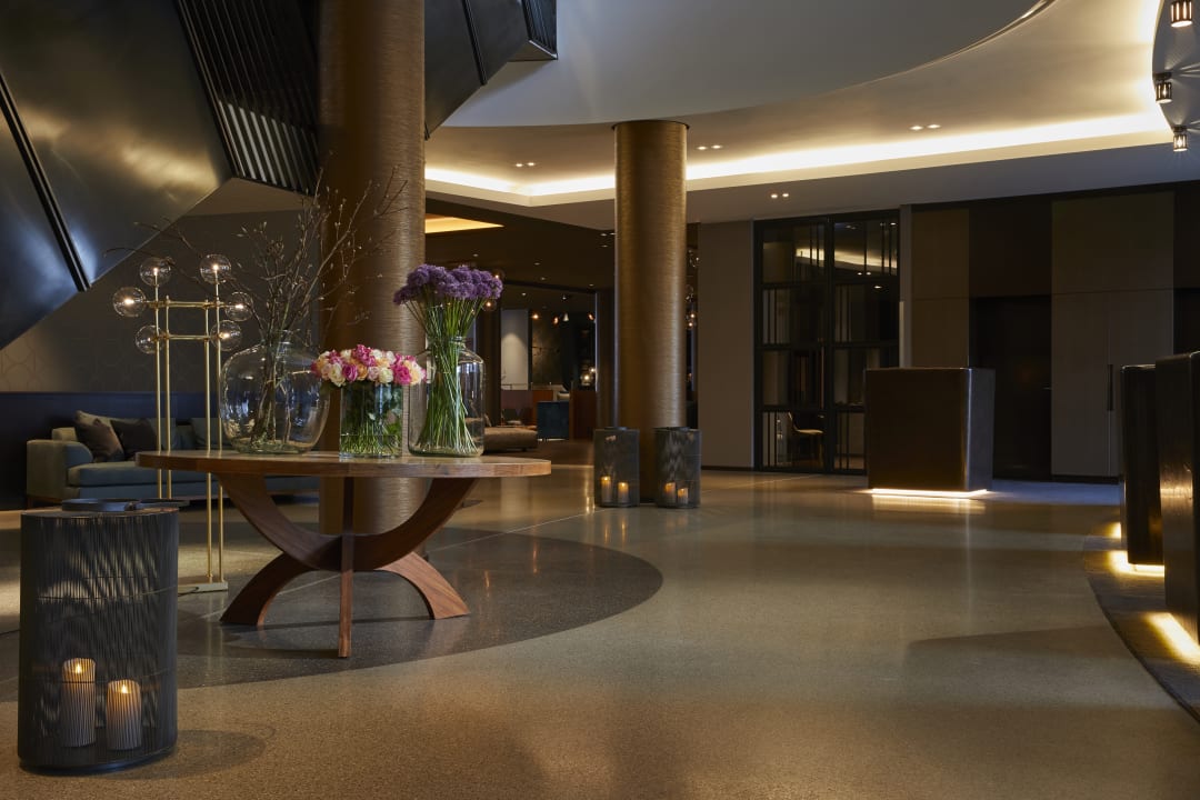 Lobby INFINITY Hotel & Conference Resort Munich