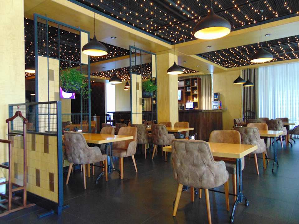 Gastro Wyndham Garden Tashkent