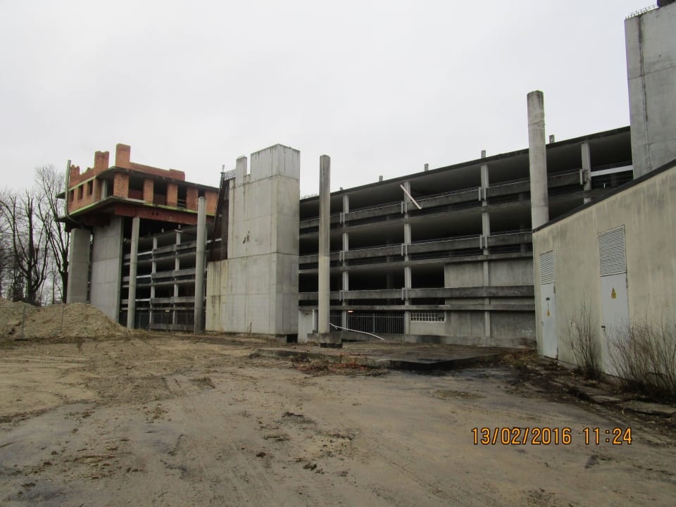 Das Parkhaus Dauerbaustelle Dorint Hotel An der Kongresshalle Augsburg