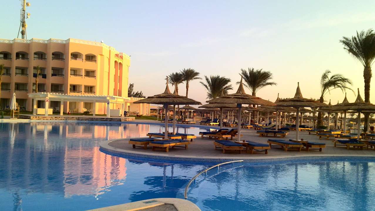 Рассвет  Beach Albatros Resort