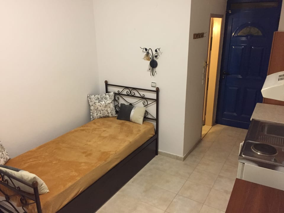 Zimmer Anastasia Studios, Apartments & Suite