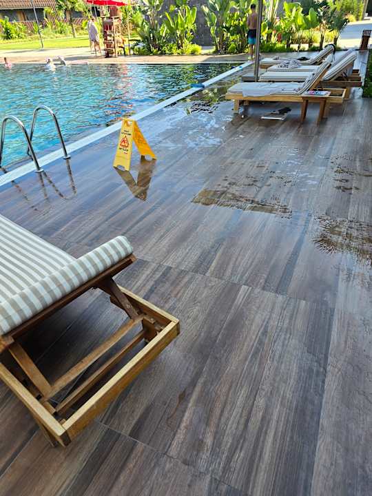 Pool Jacaranda Luxury Resort