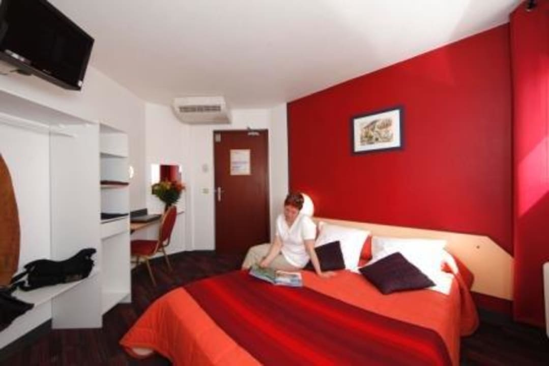 Chambre double IN Hotel Frouard