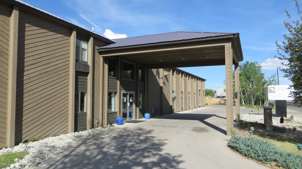 Außenansicht Sandhill Inn & Suites