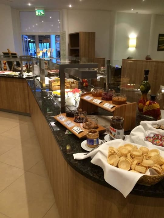 Teil des Büffet Frühst. und Abendessen Parkhotel Rügen