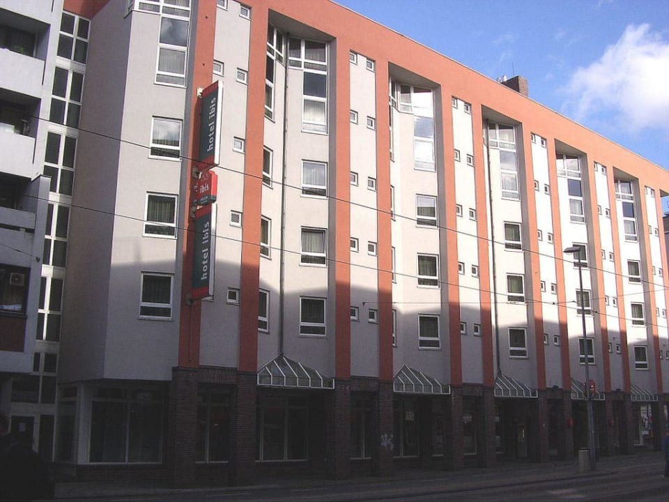 Außenansicht B&B Hotel Bremen-Altstadt