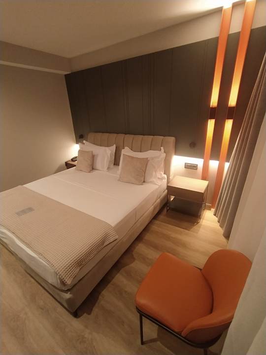 Zimmer Hotel Elisa Tirana, Affiliated by Meliá