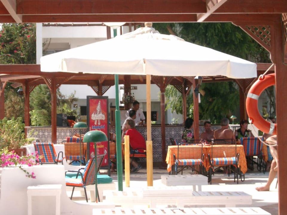 Poolbar Menaville Safaga