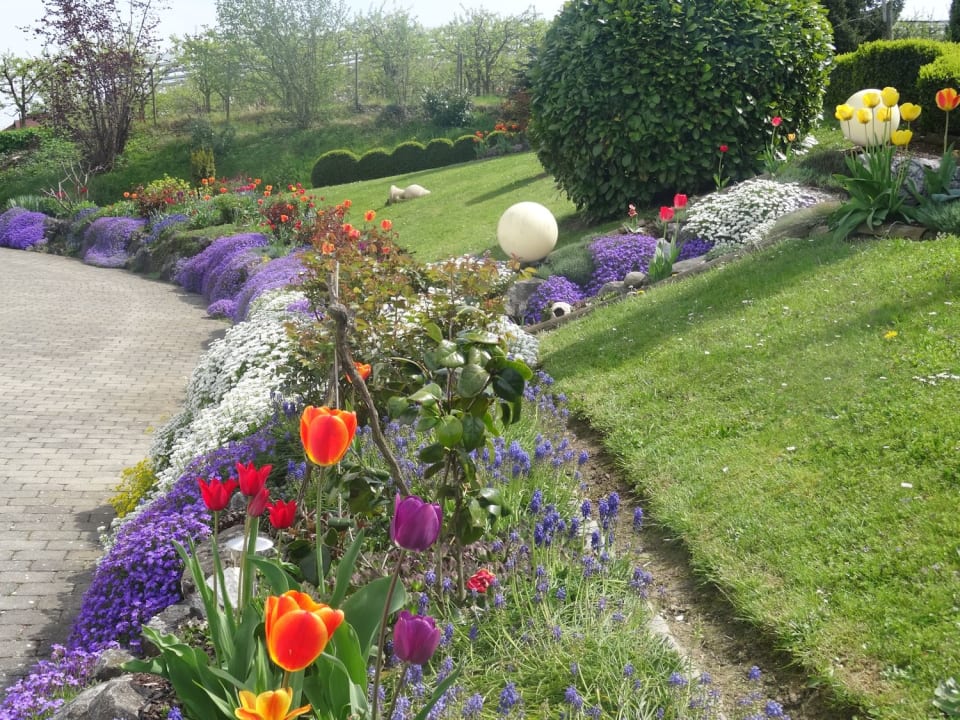 Gartenanlage Obst- und Ferienhof Gomeringer