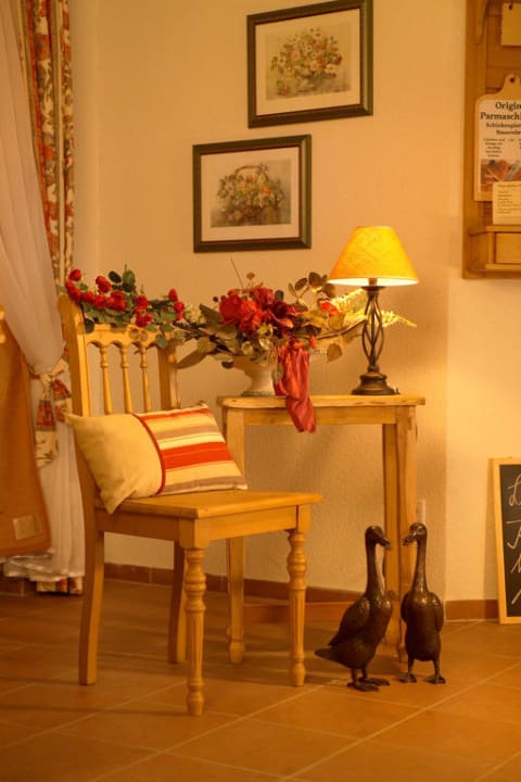 Foyer  Stuhl Landhaus Müritzgarten