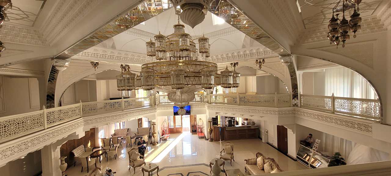 Lobby SHAHRISTAN Plaza