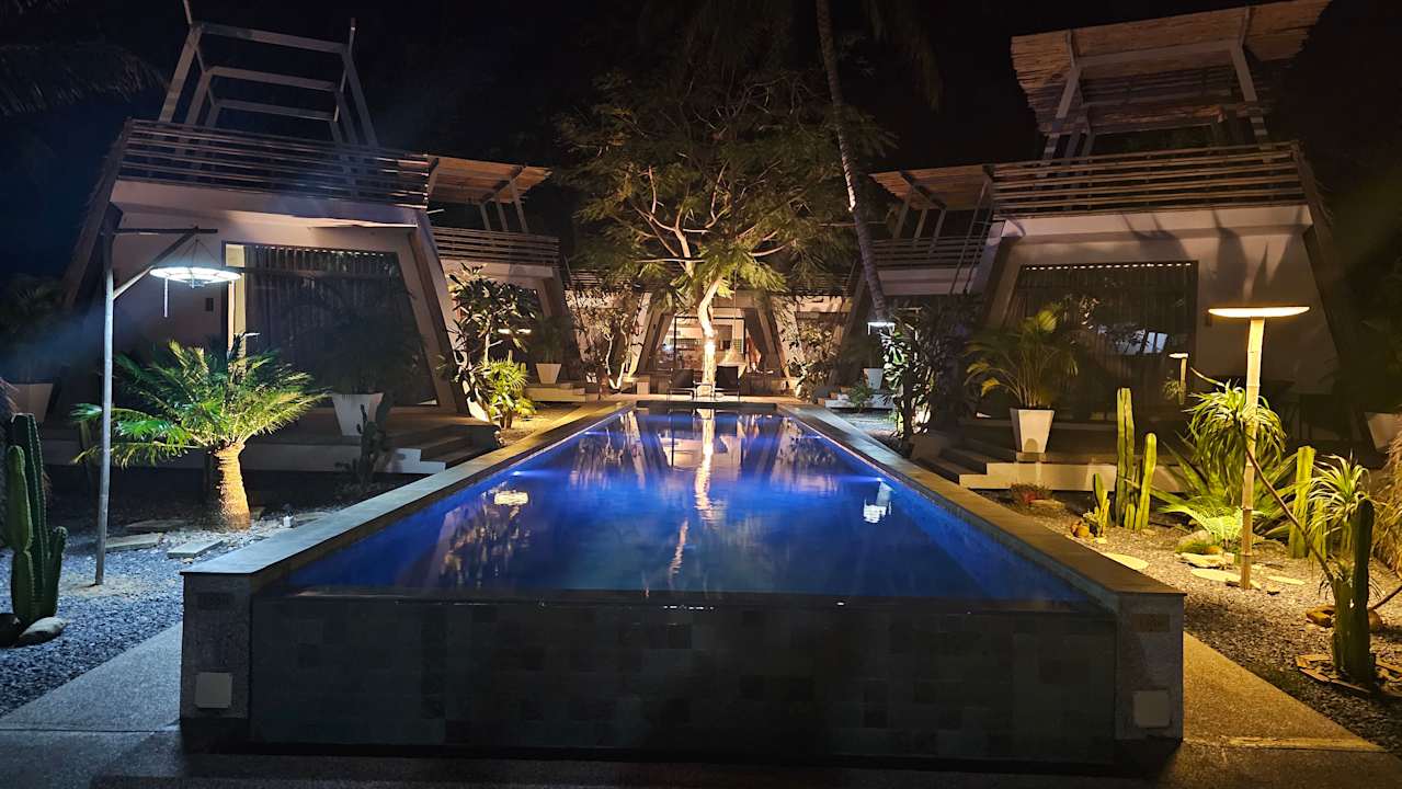 Pool Chill Lay Resort Donsak