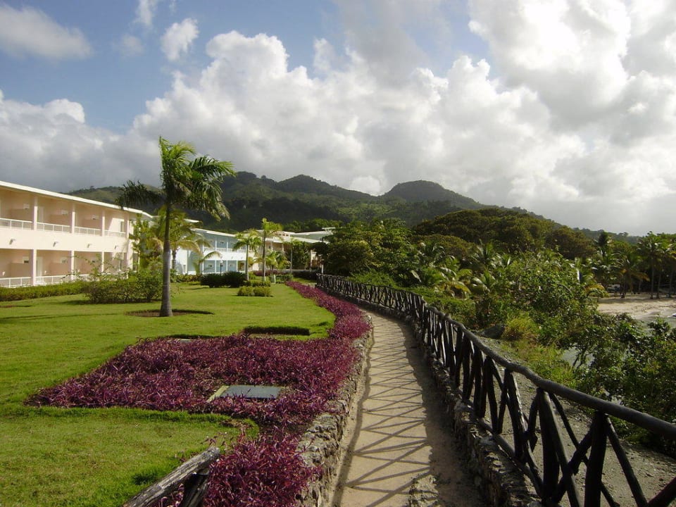 Weg zum Aussichtsturm Playabachata Hotel