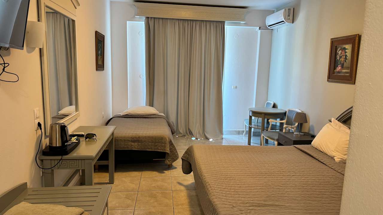 Zimmer Sandy Beach Resort