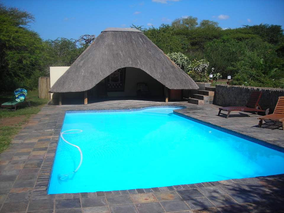Poolanlage Rhino River Lodge