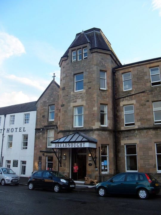 Eingang Dreadnought Hotel