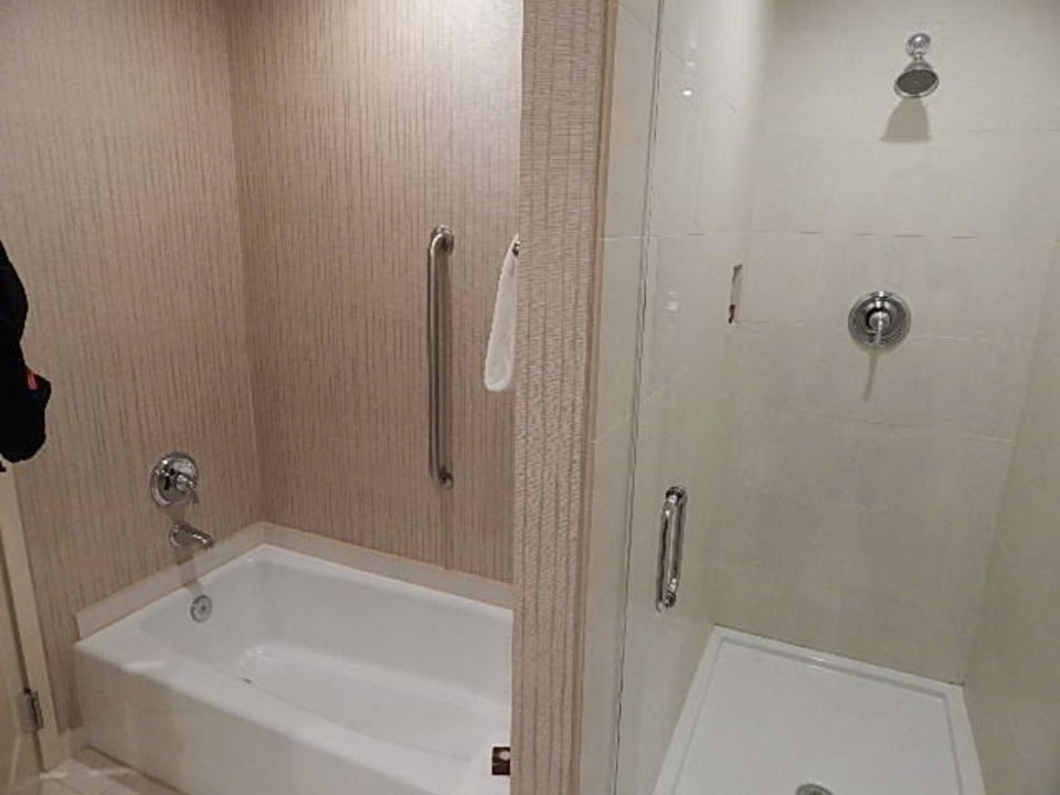 Bad Town & Country Inn and Suites