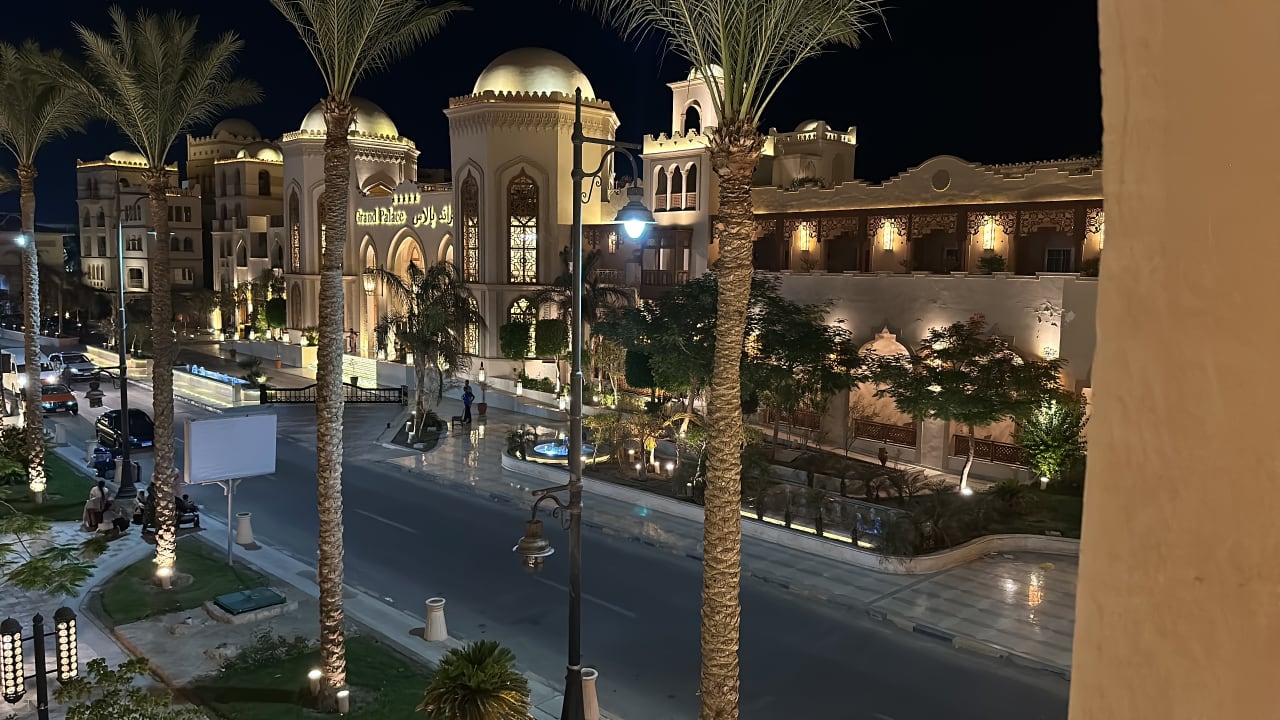 Außenansicht The Grand Palace - Adults only