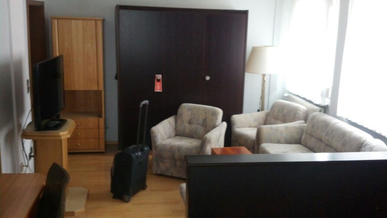 Möbellager in Zimmer 211 Hotel Pfeffermühle