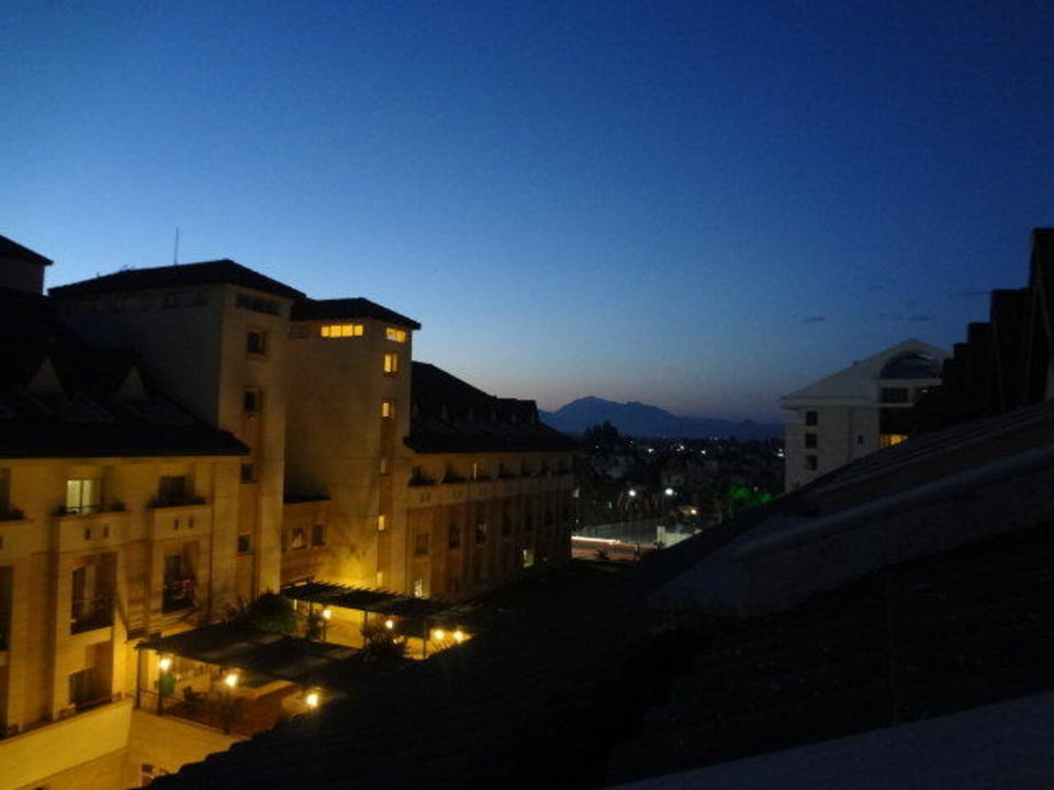 Blick aus unserem Zimmer (4.Etage) Richtung Ort/Berge Dobedan Exclusive Hotel And Spa