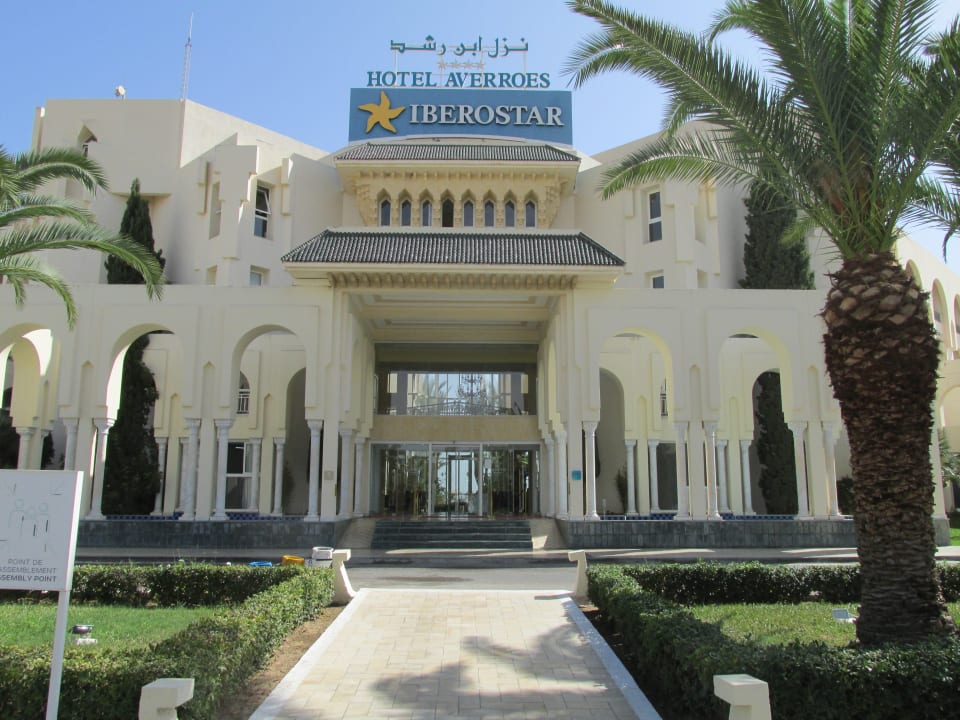 Außenansicht Iberostar Waves Averroes