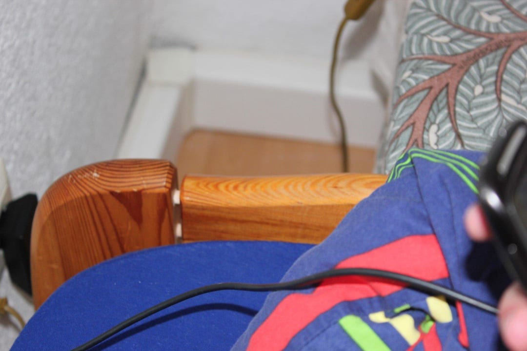 Bereits notdürftig von uns repariert kaputtes Bett Pension St. Georg