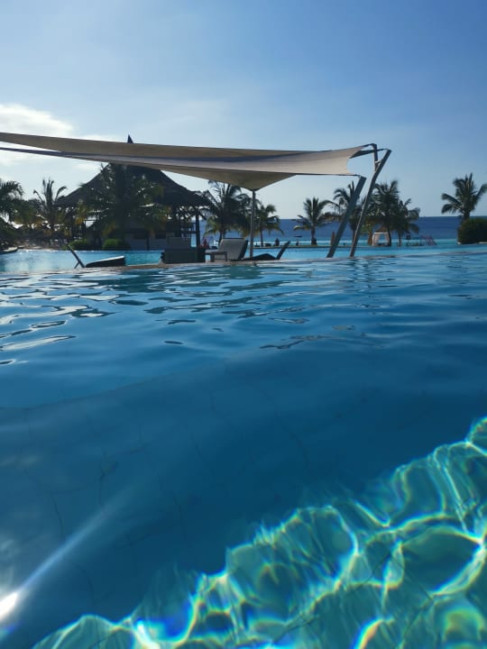 Pool Royal Zanzibar Beach Resort