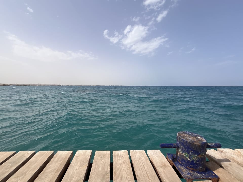 Strand Hotel Desert Rose Resort