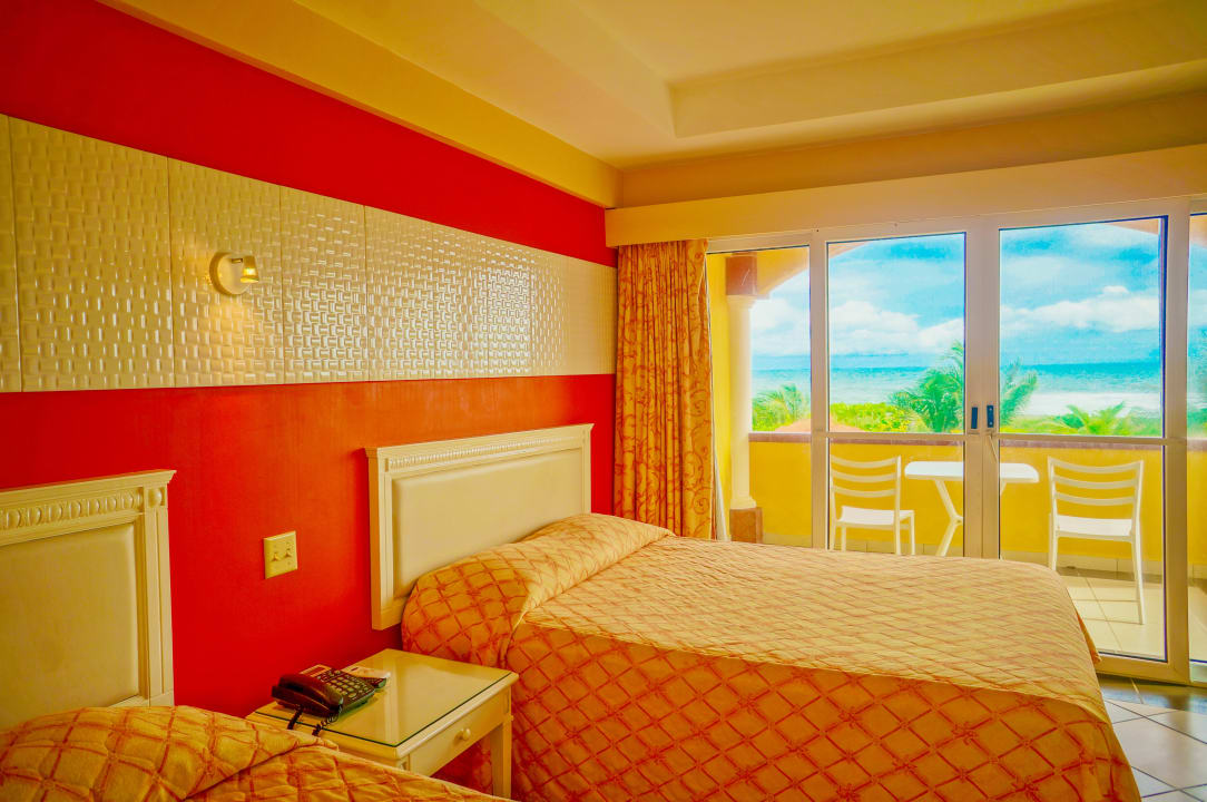 Zimmer Las Olas Resort