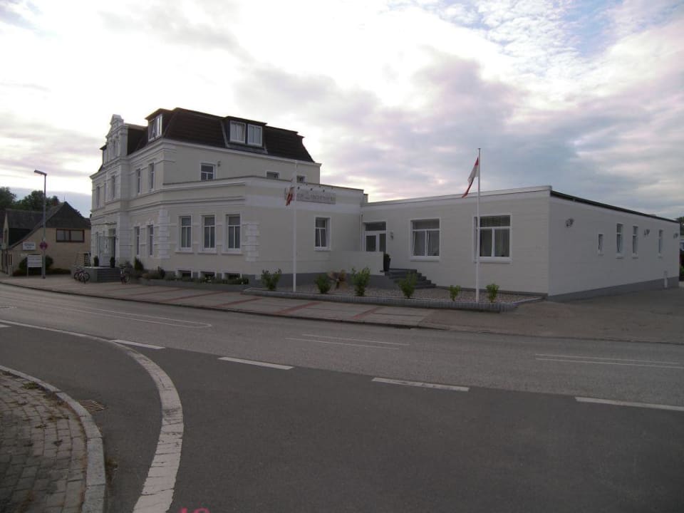 Hotel Aussenansicht Hotel Kleiner Yachthafen