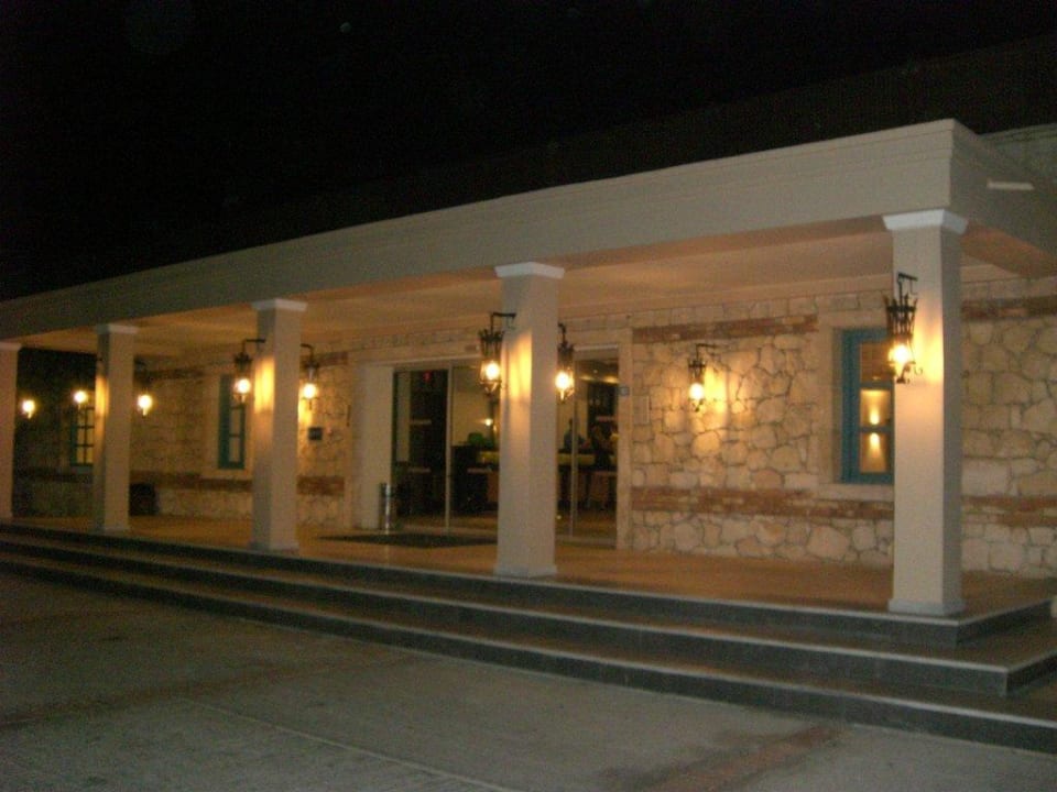 Am Abend Silva Beach Hotel