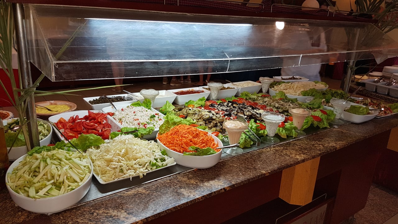 Gastro Lella Meriam Hotel & Club