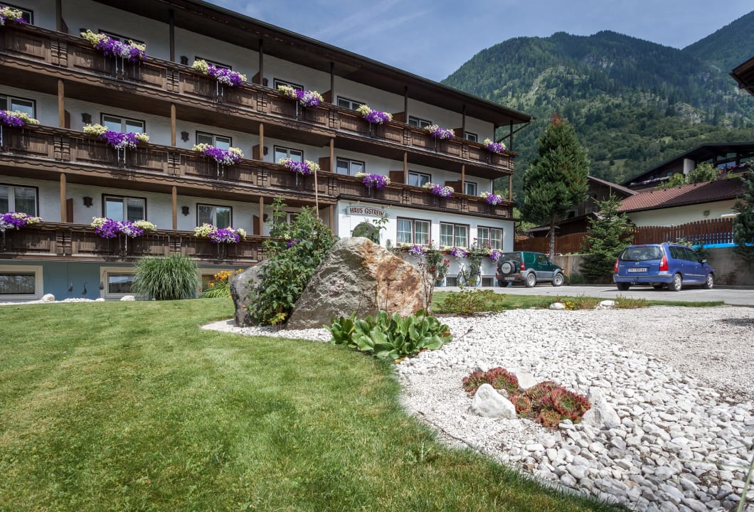 Außenansicht Pension Gstrein