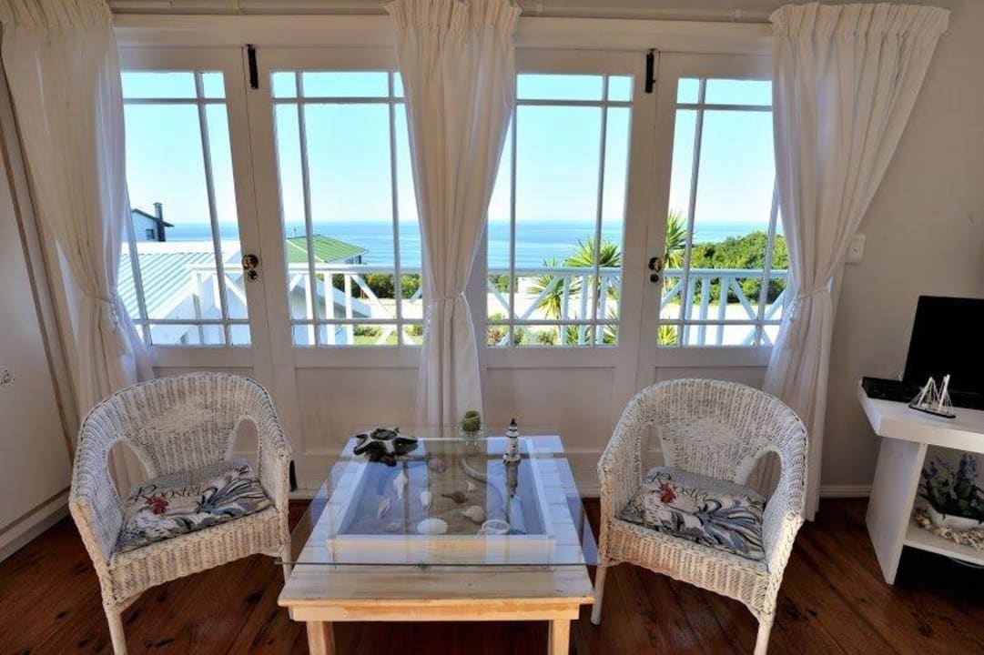 Ocean view suite Hotel Brenton Beach House