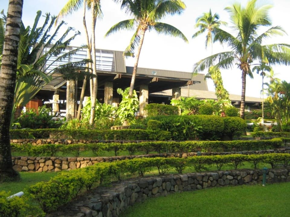Вид на отель. Warwick Fiji Hotel