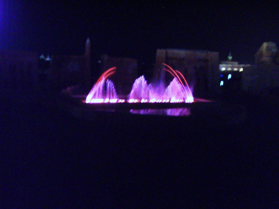 Lichtershow bei der Fantasia Pickalbatros Alf Leila Wa Leila Resort - Neverland Hurghada