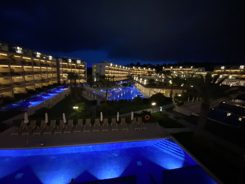 Außenansicht Zafiro Palace Palmanova