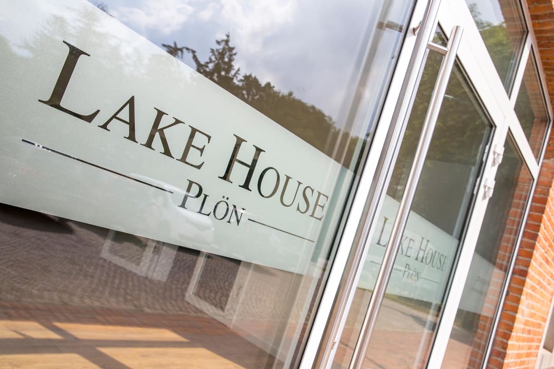 Lobby Lake House Plön