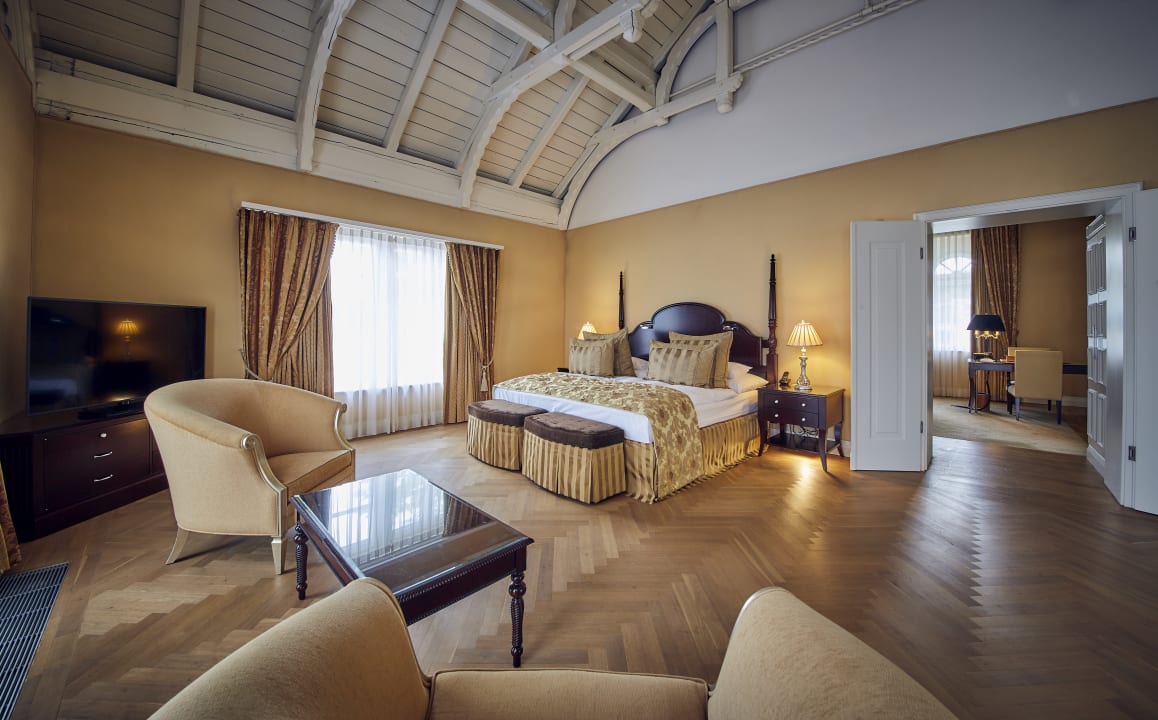 Zimmer Falkensteiner Schlosshotel Velden