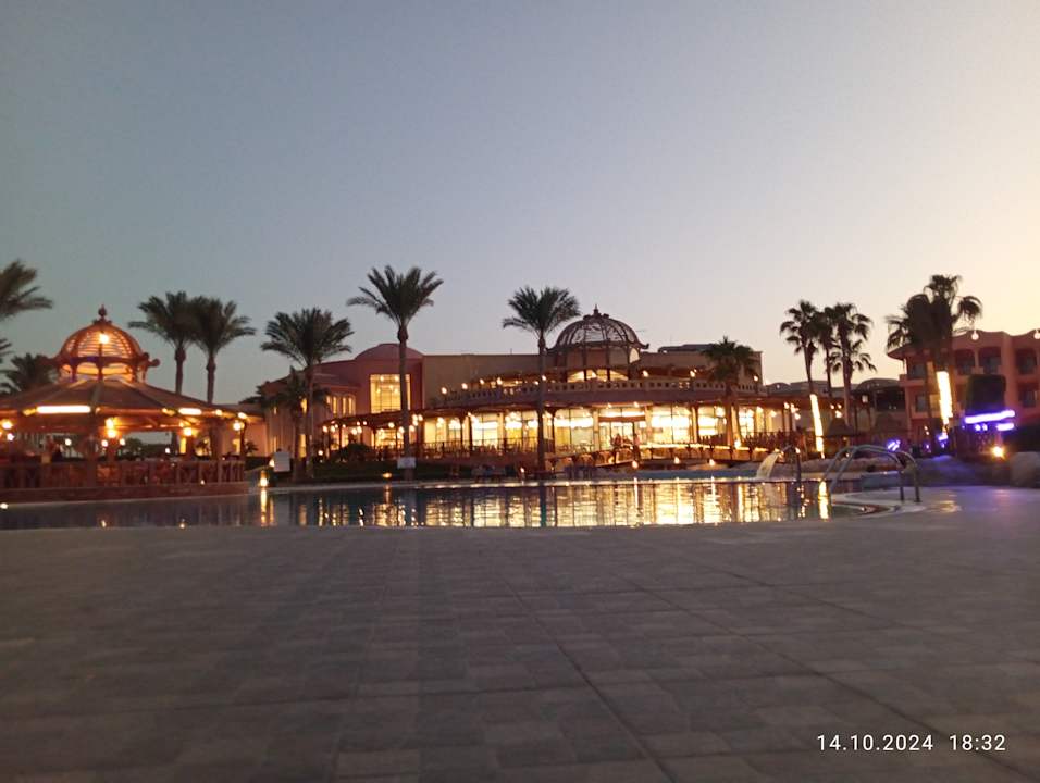 Außenansicht Parrotel Aqua Park Resort