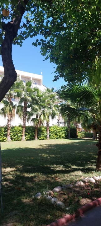 Gartenanlage Side Breeze Hotel