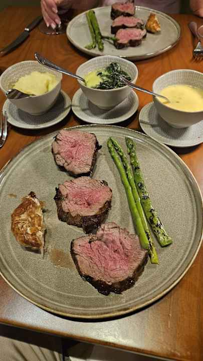 Gastro Acanthus Cennet Barut Collection