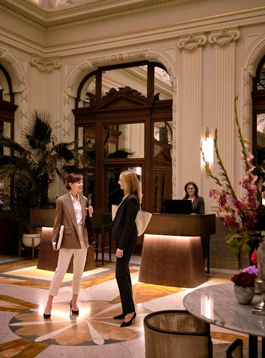 Lobby NH Collection Prague Carlo IV