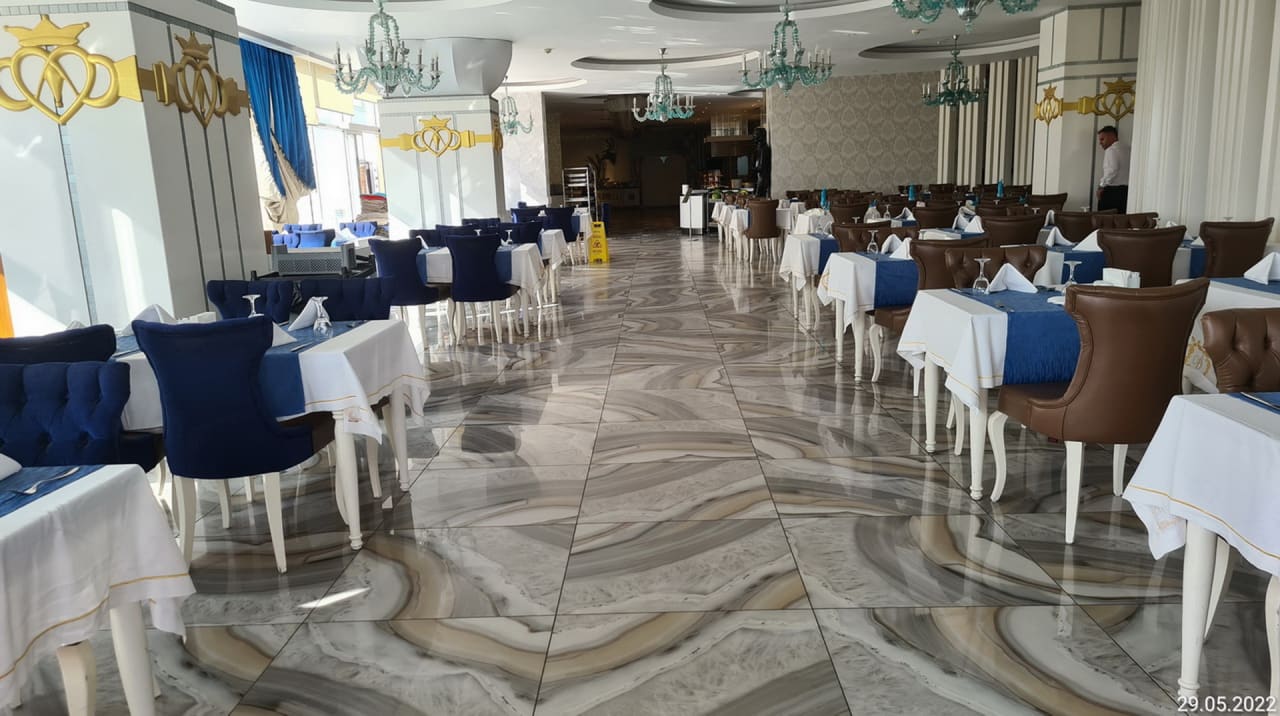 Gastro Azura Deluxe Resort & Spa Hotel