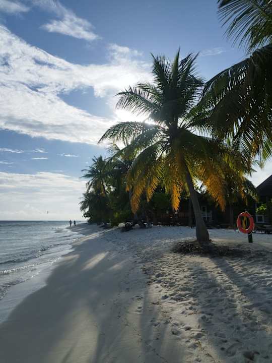 Strand Kuredu Island Resort & Spa